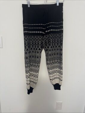 Joie Black and Cream Nordic Knit Joggers